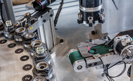 automatic assembly stage