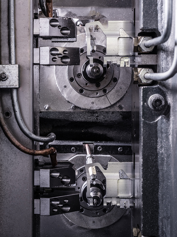 Foto che rappresenta interno fresatura CNC